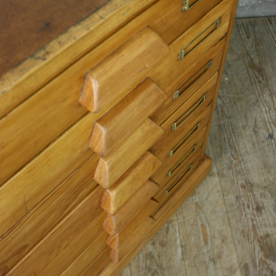vintage_pine_artists_tool_engineers_drawers.3