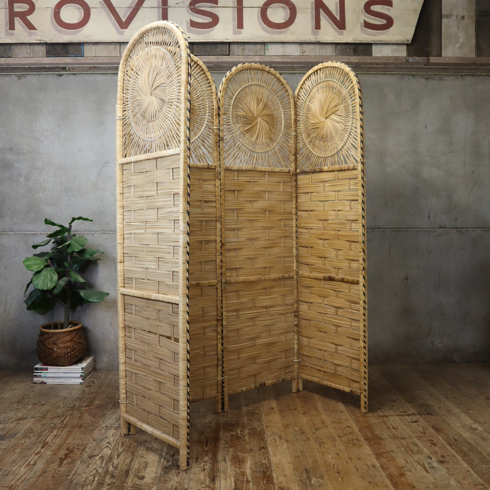 Vintage Rattan & Wicker Boho Folding Screen - 2710d – Mustard Vintage