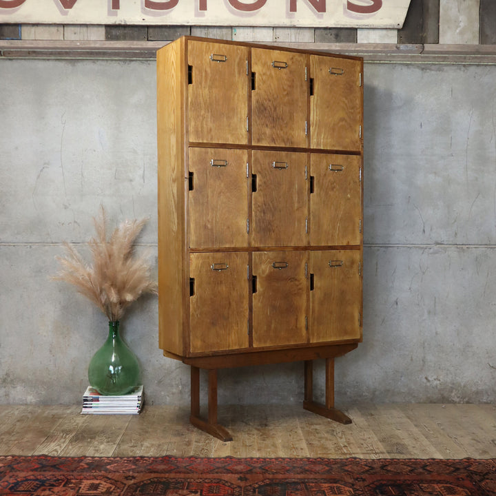 vintage_reclaimed_wooden_antique_school_lockers