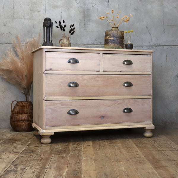 vintage_rustic_bleached_pine_chest_of_drawers