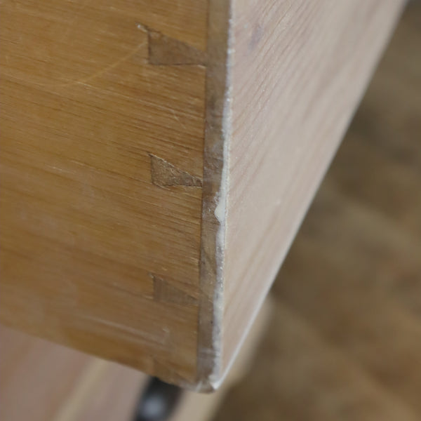 vintage_rustic_bleached_pine_chest_of_drawers