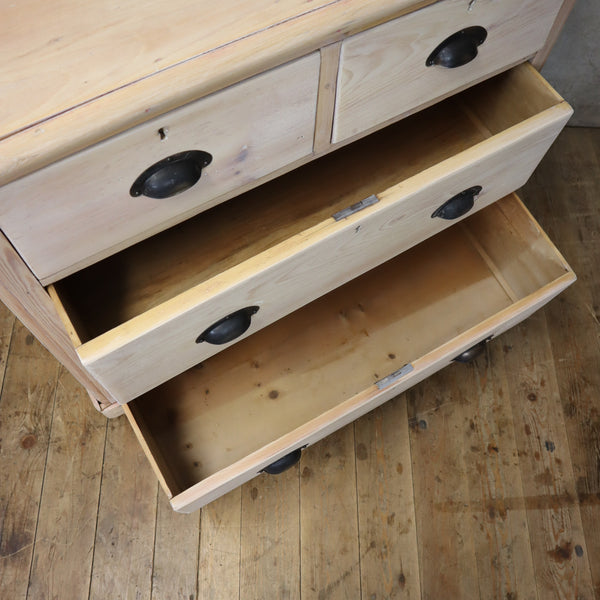 vintage_rustic_bleached_pine_chest_of_drawers