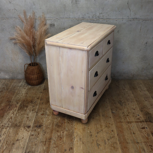 vintage_rustic_bleached_pine_chest_of_drawers