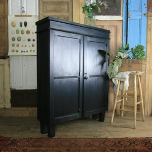 vintage_rustic_country_dresser_painted_cupboard