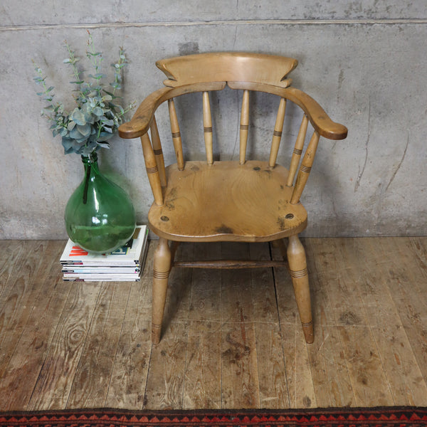 vintage_rustic_elm_smokers_bow_chair