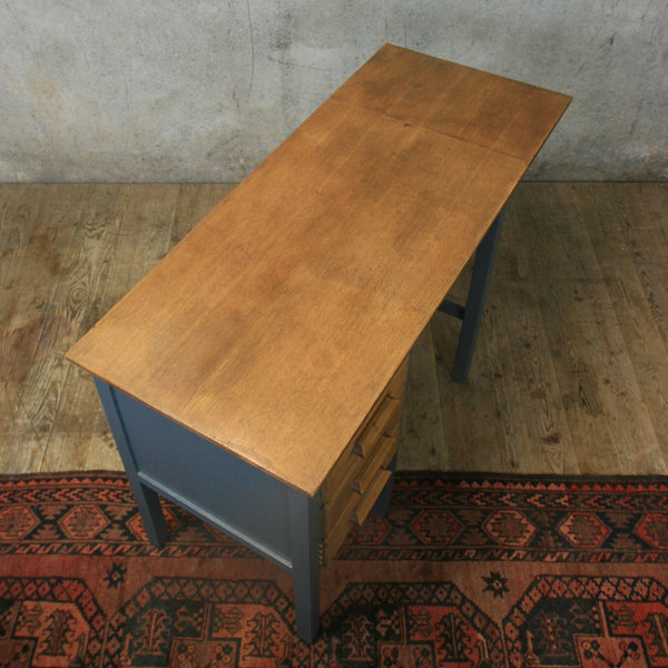 vintage_rustic_oak_f&b_painted_school_desk