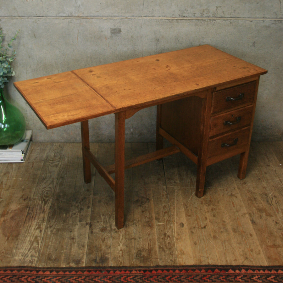 vintage_rustic_oak_school_desk