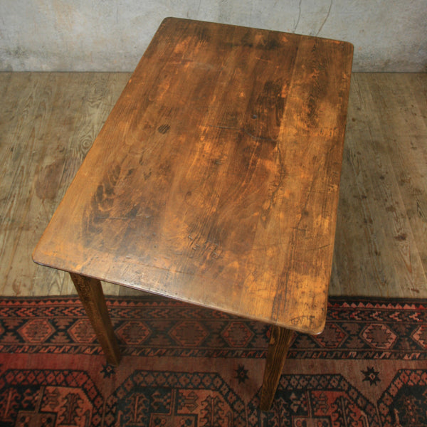 vintage_rustic_teachers_school_desk