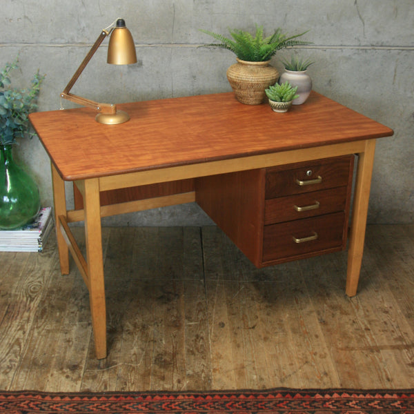 vintage_school_beech_teak_esavian_desk