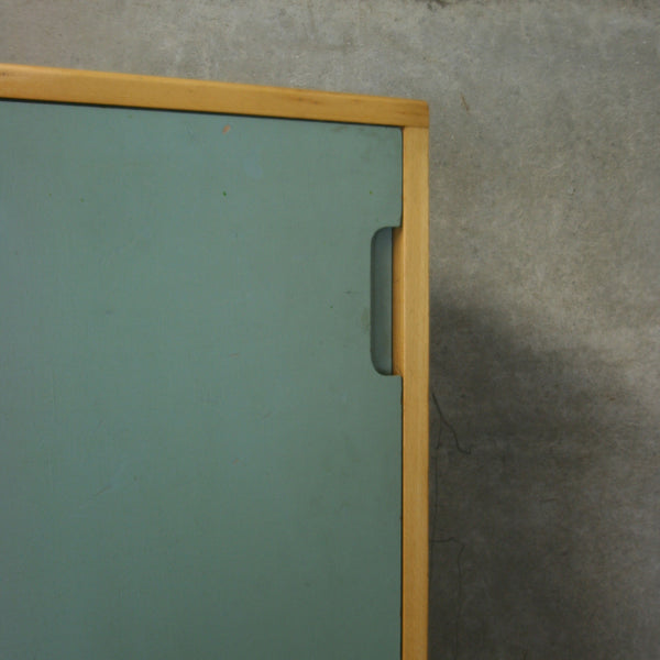 vintage_school_esavian_wooden_lockers