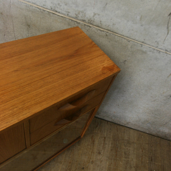 vintage_teak_avalon_display_cabinet_drinks_cocktail_bar