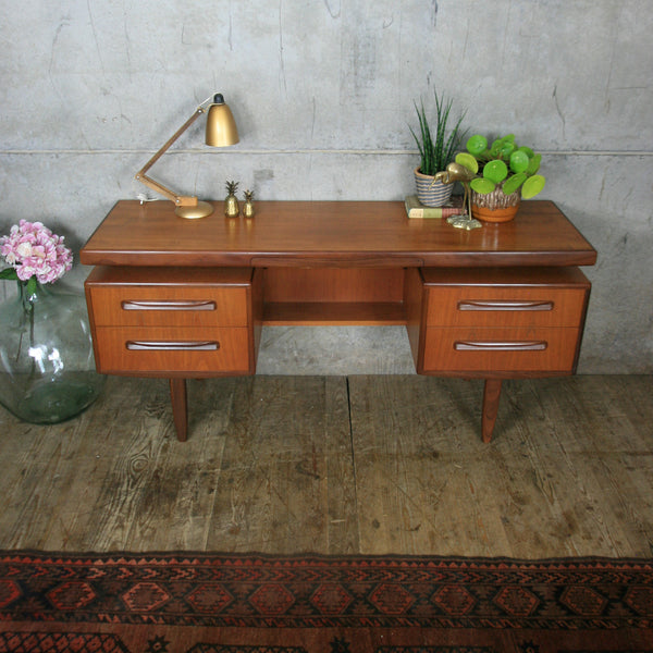 vintage_teak_g_plan_fresco_desk_dressing_table