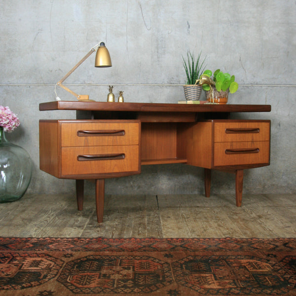 vintage_teak_g_plan_fresco_desk_dressing_table