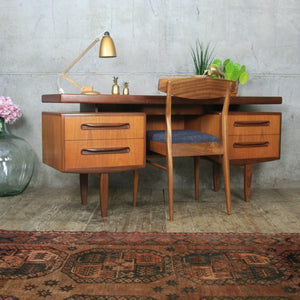 vintage_teak_g_plan_fresco_desk_dressing_table