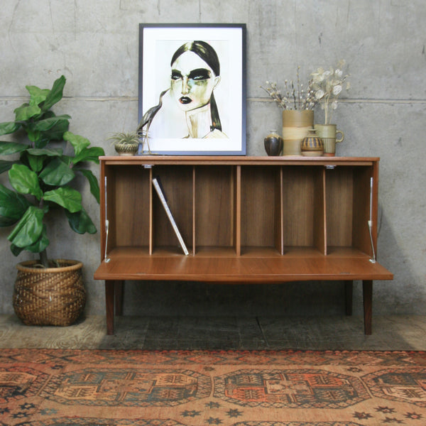 vintage_teak_lp_vinyl_record-media_cabinet