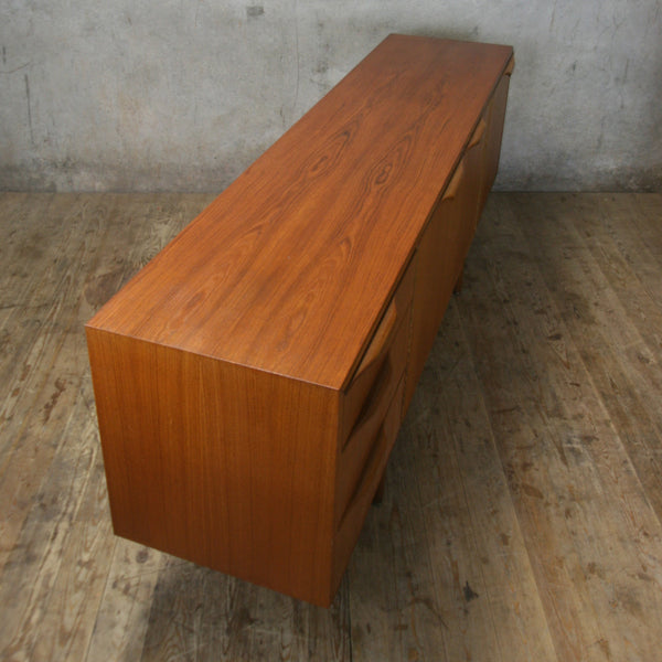 vintage_teak_mcintosh_dunvegan_sideboard