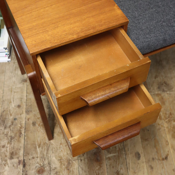 Chippy Heath Teak Telephone Seat - #1706i
