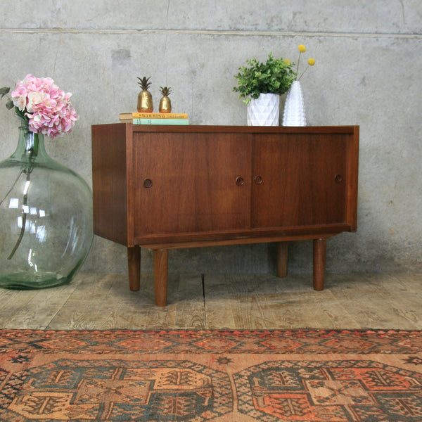 vintage_teak_mid_century_danish_cabinet