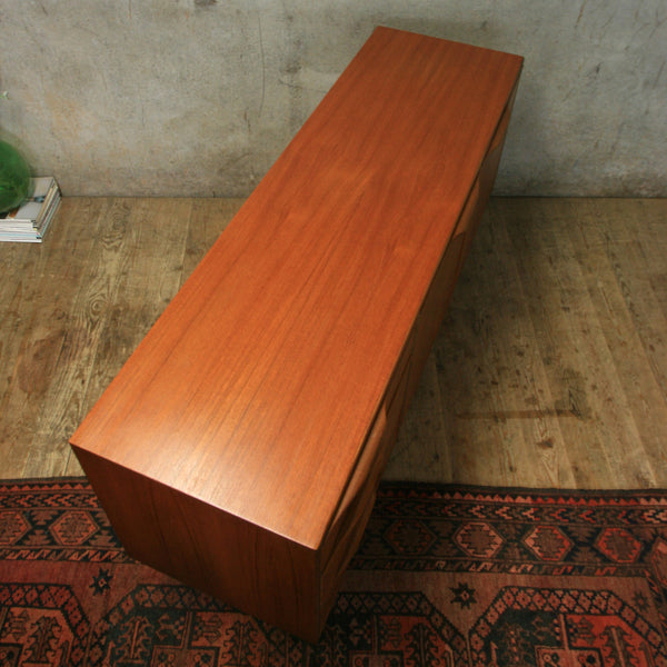 Small McIntosh Teak Dunvegan Sideboard - 2111e