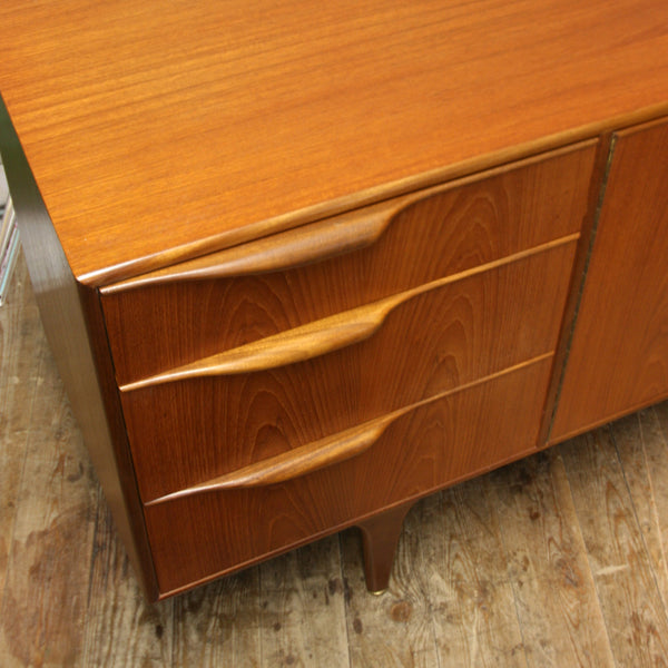 Small McIntosh Teak Dunvegan Sideboard - 2111e