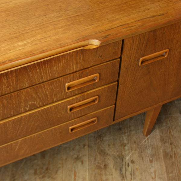 vintage_teak_mid_century_sideboard_scandinavian
