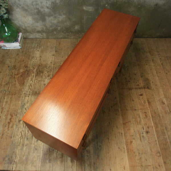 Mid Century Teak Drawers / Sideboard – 2801f