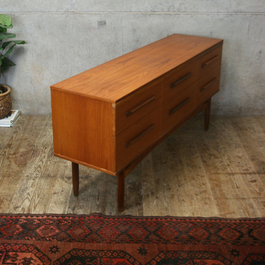 vintage_teak_william_lawrence_drawers_sideboard