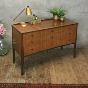 Mid Century Walnut Chest of Drawers / Sideboard #0114d